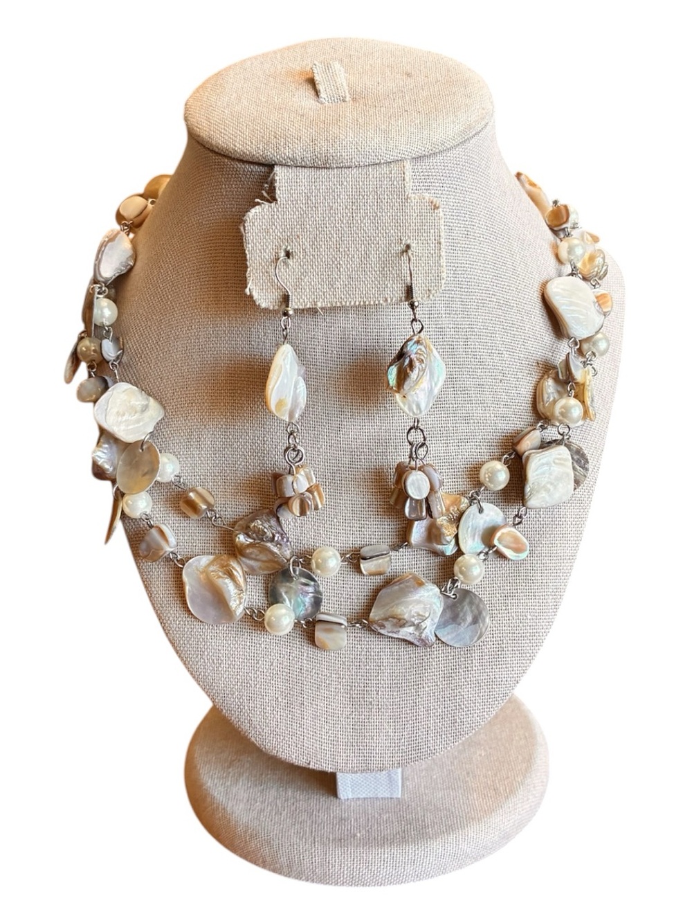 Mother-of-Pearl Necklace & Earring Set